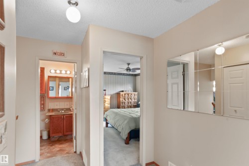 26 Elbow Drive, Devon, AB - Indoor