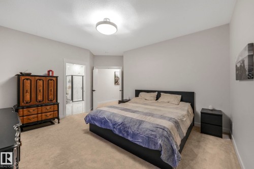 707 Kinglet Boulevard, Edmonton, AB - Indoor Photo Showing Bedroom