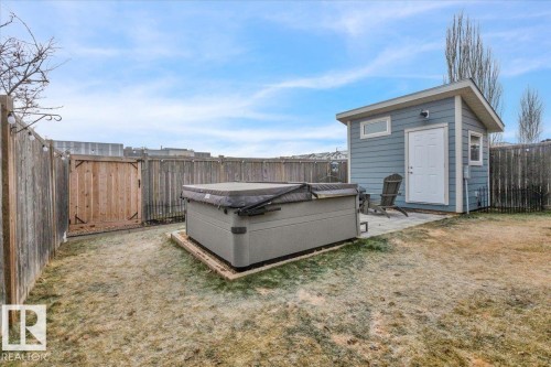 21933 94A Avenue Nw, Edmonton, AB - Outdoor