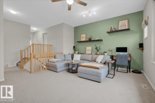 21933 94A Avenue Nw, Edmonton, AB - Indoor