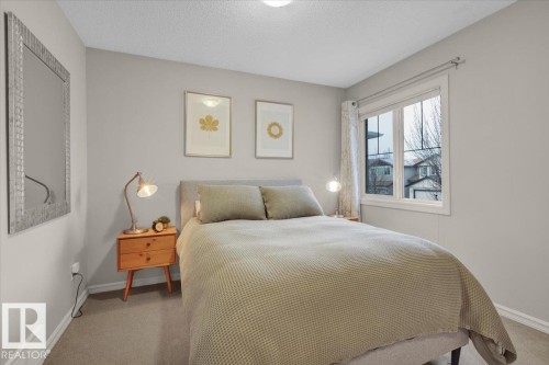 21933 94A Avenue Nw, Edmonton, AB - Indoor Photo Showing Bedroom