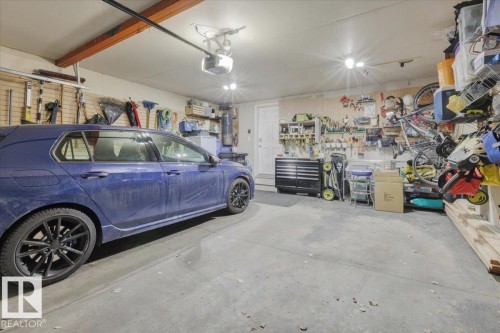 21933 94A Avenue Nw, Edmonton, AB - Indoor Photo Showing Garage