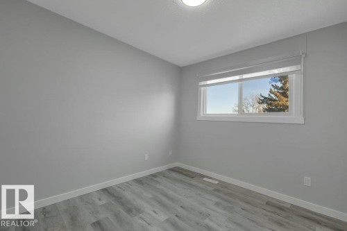 535 Willow Court, Edmonton, AB - Indoor Photo Showing Other Room