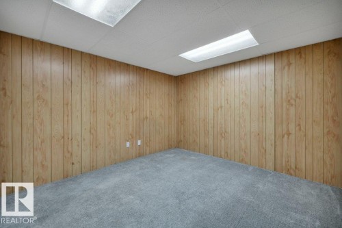 535 Willow Court, Edmonton, AB - Indoor