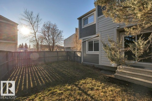 535 Willow Court, Edmonton, AB - Outdoor