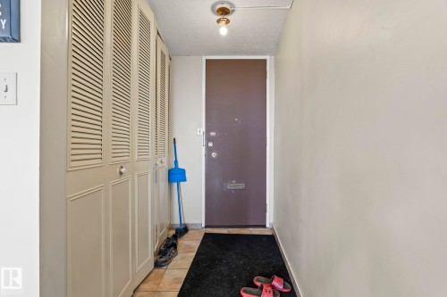 # 2004 10883 Saskatchewan Dr., Edmonton, AB - Indoor Photo Showing Other Room