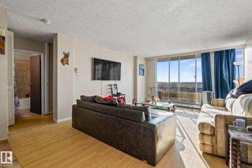 # 2004 10883 Saskatchewan Dr., Edmonton, AB - Indoor Photo Showing Living Room