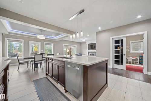 1960 Adamson Terrace, Edmonton, AB - Indoor Photo Showing Kitchen