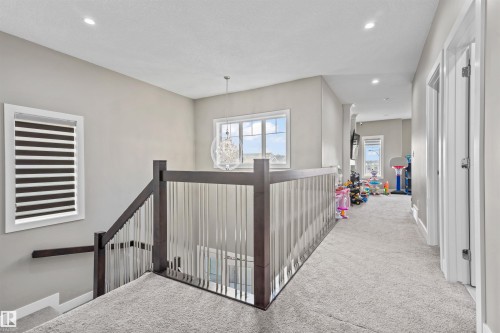 1960 Adamson Terrace, Edmonton, AB - Indoor Photo Showing Other Room