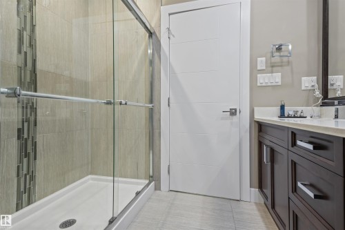 1960 Adamson Terrace, Edmonton, AB - Indoor Photo Showing Bathroom