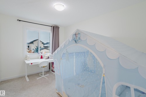 2124 Glenridding Way, Edmonton, AB - Indoor Photo Showing Bathroom