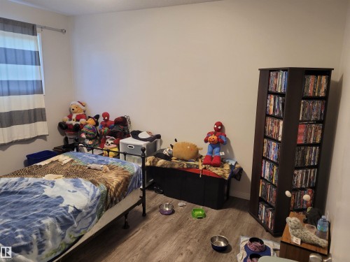 11616 152 Avenue, Edmonton, AB - Indoor Photo Showing Bedroom