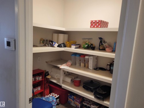 View of storage area - 11616 152 Avenue, Edmonton, AB - Indoor