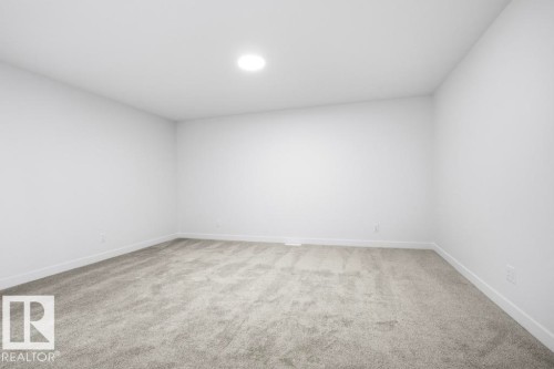 303 Paterson Link, Edmonton, AB - Indoor Photo Showing Other Room