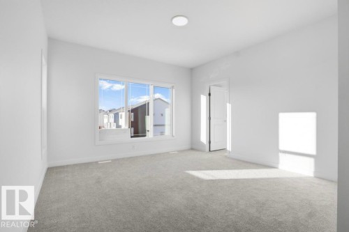 303 Paterson Link, Edmonton, AB - Indoor Photo Showing Other Room