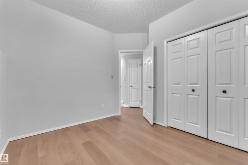 2 3311 58 Street, Edmonton, AB - Indoor Photo Showing Other Room