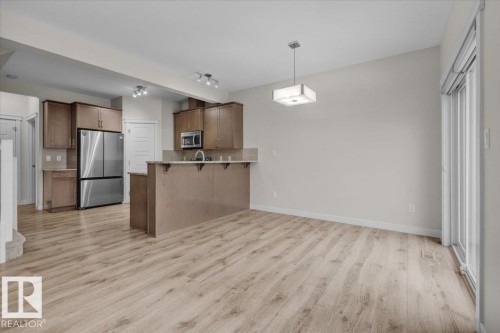 1515 21 Street, Edmonton, AB - Indoor Photo Showing Kitchen