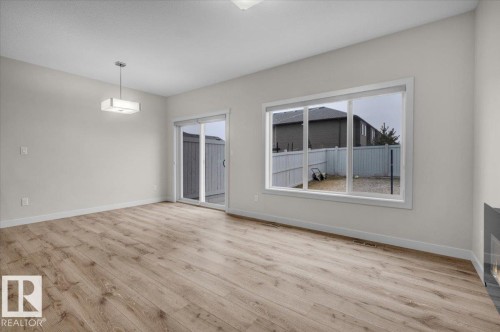 1515 21 Street, Edmonton, AB - Indoor Photo Showing Other Room