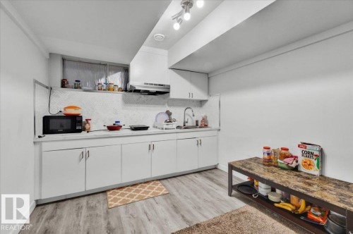 1515 21 Street, Edmonton, AB - Indoor