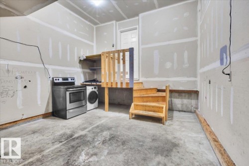 1515 21 Street, Edmonton, AB - Indoor