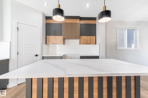 72 Patriot Way  Spruce Grove, AB T7X 2W6