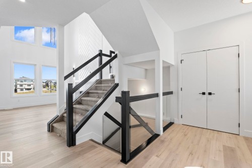 8512 181 Avenue, Edmonton, AB - Indoor Photo Showing Other Room