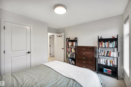 5480 Kootook Road, Edmonton, AB - Indoor Photo Showing Bedroom