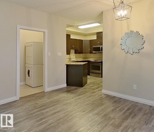 108 9603 98 Avenue, Edmonton, AB - Indoor Photo Showing Kitchen
