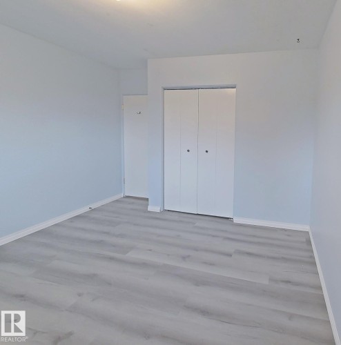 8708 Meadowlark Road, Edmonton, AB - Indoor Photo Showing Other Room