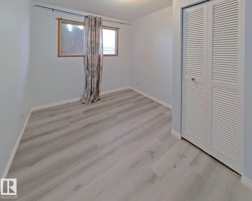 8708 Meadowlark Road, Edmonton, AB - Indoor Photo Showing Other Room