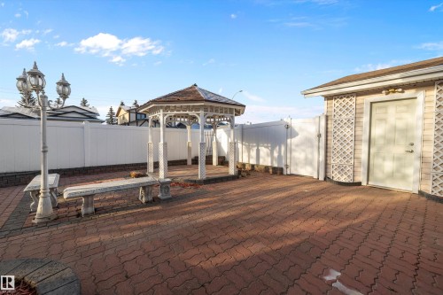 19020 86 Avenue, Edmonton, AB - Outdoor