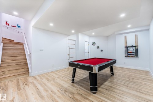 3235 16 Avenue, Edmonton, AB - Indoor Photo Showing Other Room