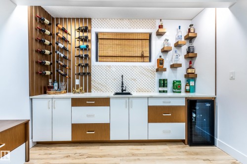 3235 16 Avenue, Edmonton, AB - Indoor