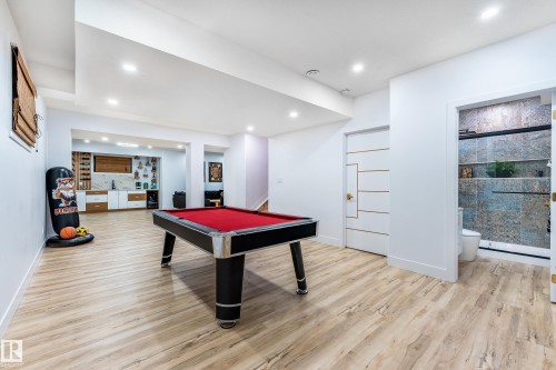 3235 16 Avenue, Edmonton, AB - Indoor Photo Showing Other Room