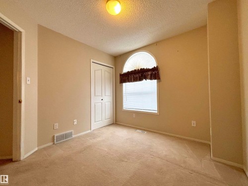 124 1670 Jamha Road, Edmonton, AB - Indoor Photo Showing Other Room