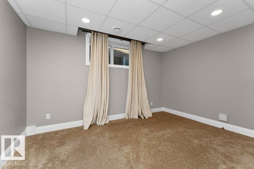 20503 58 Avenue, Edmonton, AB - Indoor Photo Showing Other Room