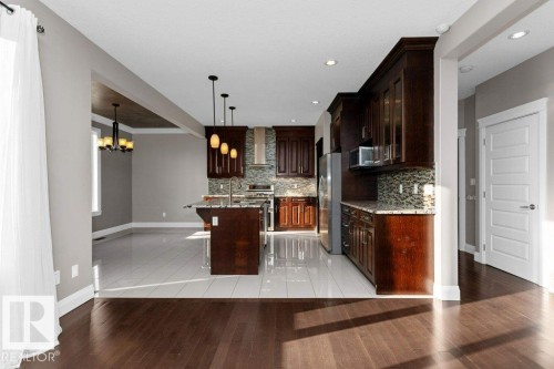 20503 58 Avenue, Edmonton, AB - Indoor Photo Showing Kitchen
