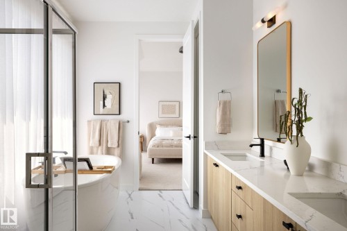 5824 Kootook Link Link, Edmonton, AB - Indoor