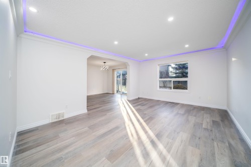 3504 20 Street, Edmonton, AB - Indoor Photo Showing Other Room