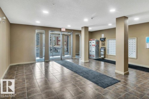 208 12035 22 Avenue, Edmonton, AB - Indoor Photo Showing Other Room