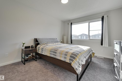 163 Canter Wynd, Sherwood Park, AB - Indoor Photo Showing Bedroom