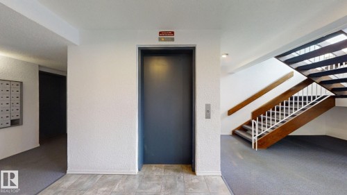 407 2624 Mill Woods Road E, Edmonton, AB - Indoor Photo Showing Other Room