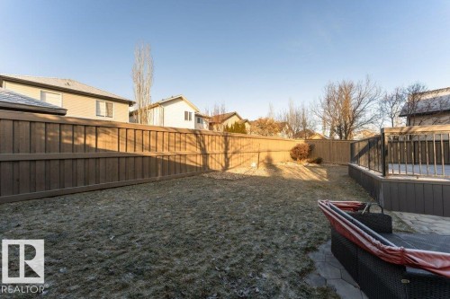 8220 Shaske Place, Edmonton, AB - Outdoor