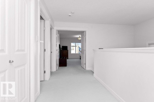 8220 Shaske Place, Edmonton, AB - Indoor Photo Showing Other Room