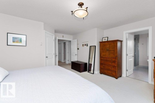 8220 Shaske Place, Edmonton, AB - Indoor Photo Showing Bedroom