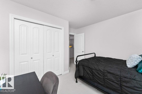 8220 Shaske Place, Edmonton, AB - Indoor Photo Showing Bedroom