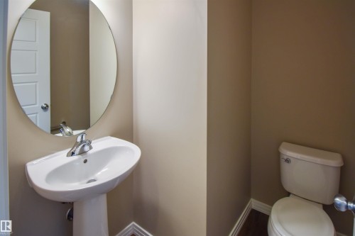 19 Meadowgrove Lane, Spruce Grove, AB - Indoor Photo Showing Bathroom