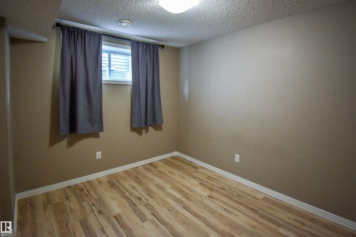 19 Meadowgrove Lane, Spruce Grove, AB - Indoor Photo Showing Other Room