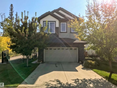 19 Meadowgrove Lane, Spruce Grove, AB - Outdoor