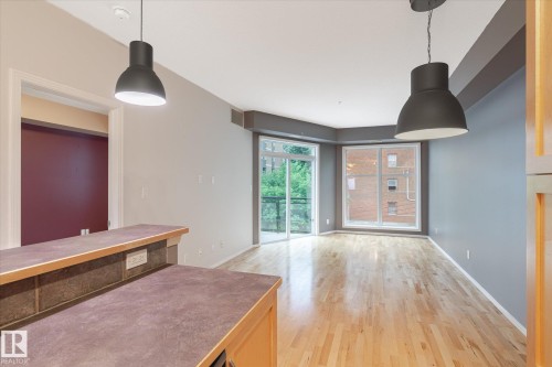 511 10503 98 Avenue, Edmonton, AB - Indoor Photo Showing Other Room